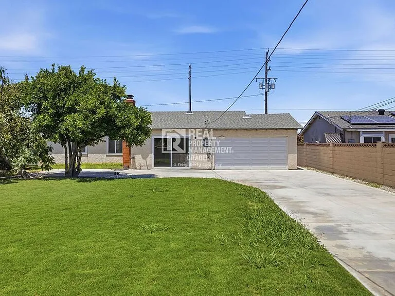 5082 Edinger Ave — Photo 34