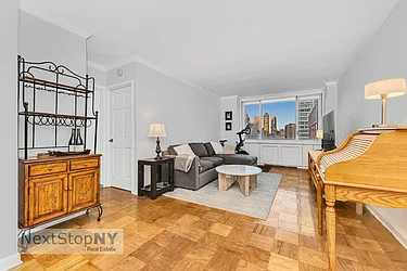 245 East 54th Street, #PH30S