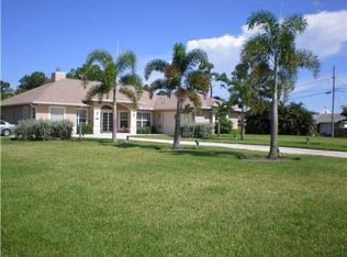 7350 Cocoanut Dr, Lake Worth, FL 33467