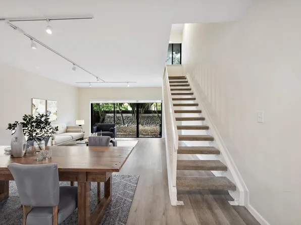 19986 NE 5th Court #4D, Miami, FL 33179