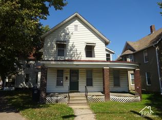 2301 6th Ave APT 3, Moline, IL 61265