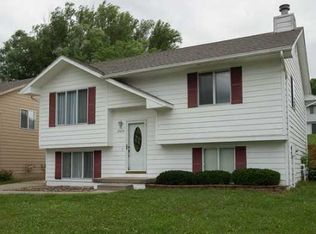 2434 SE 19th St, Des Moines, IA 50320
