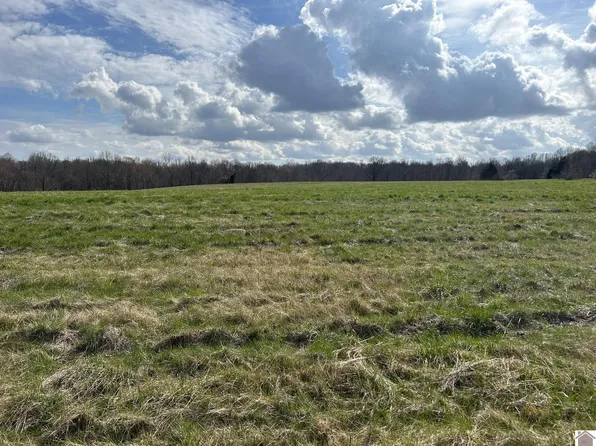 824 Walnut Rd, Boaz, KY 42027