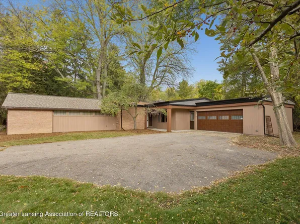 3470 Taylor Dr, East Lansing, MI 48823