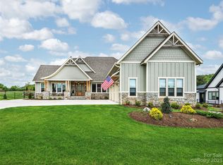 297 Samuel Dr, Mills River, NC 28759