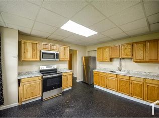 92 High St #3W, Waterbury, CT 06704