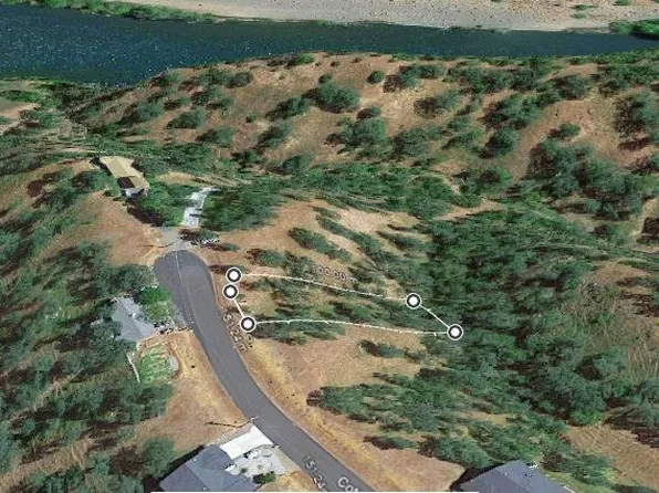 19920 Cottonwood Dr, Cottonwood, CA 96022