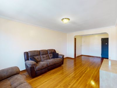 6570 Booth St APT 5D, Flushing, NY, 11374