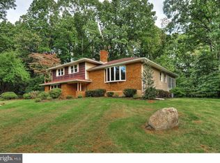 132 Steinmetz Rd, Schwenksville, PA 19473