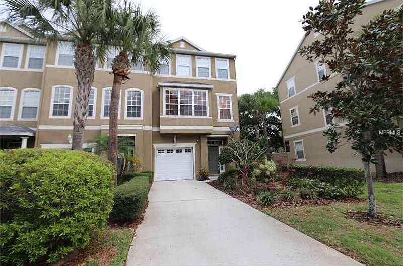 1st image of 2925 Pointeview Dr