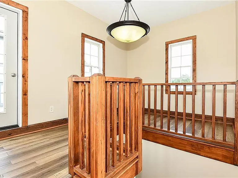 445 McAdoo Ave #445 — Photo 7