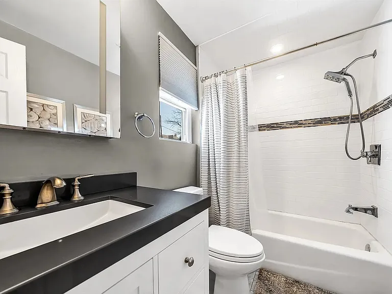 90 Union Ave #1 — Photo 14