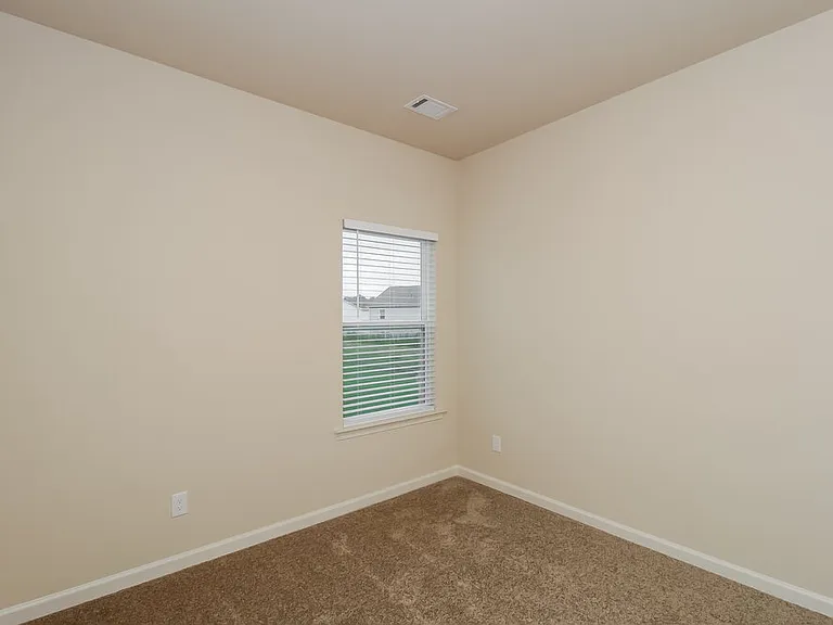 108 Innis Brook Cir — Photo 13