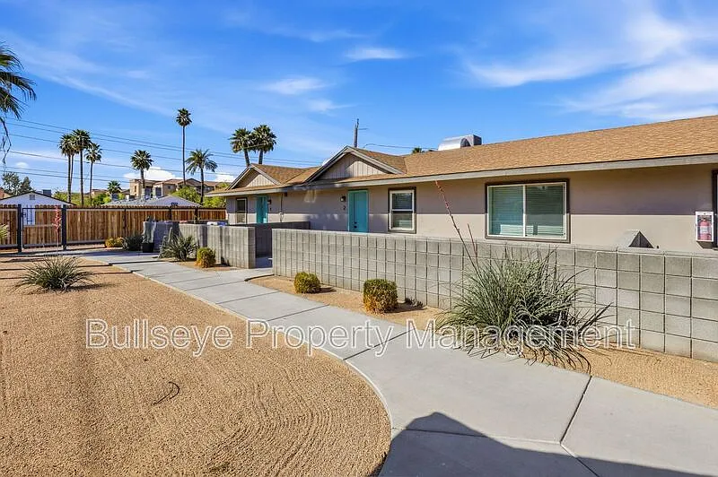 2 bed, 2.0 bath, 800 sqft, $1,425 — Photo 3