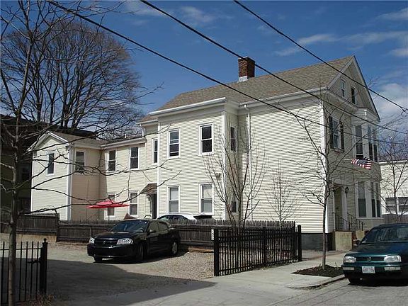 2nd image of 28 Ringgold St APT 3
