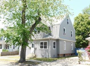 8 Washington St, Springfield, MA 01108