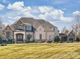 104 Crest Ct, Weddington, NC 28104