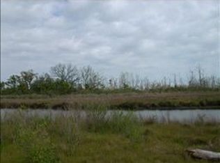 9004 Saint Ann Dr, Bay Saint Louis, MS 39520