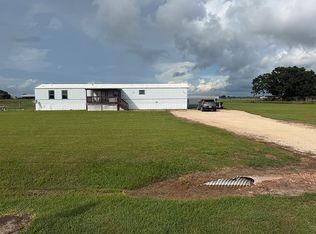 245 Wischkaemper Rd, Victoria, TX 77905