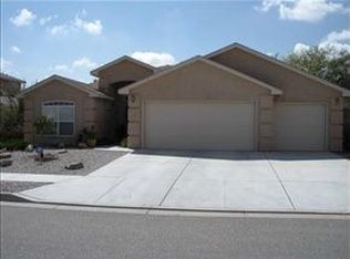 2227 Stallion St SW, Los Lunas, NM 87031