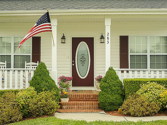 2nd image of 283 Hidden Oaks Dr