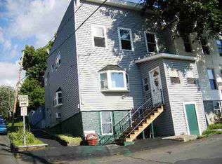 550 8th St, Troy, NY 12180
