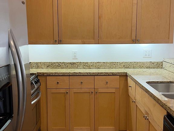 3rd image of 2001 McAllister St #119A