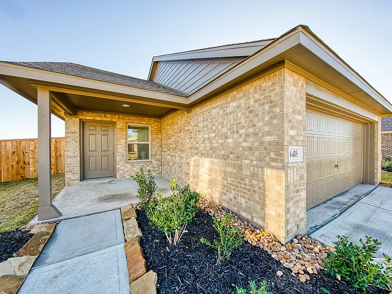 14418 Woodcott Warren Way — Photo 9