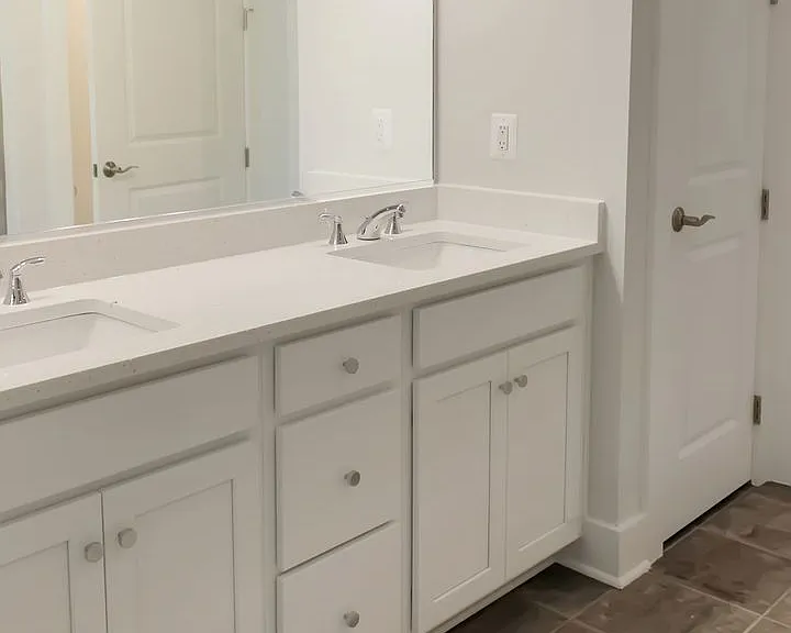 1629 Koch Ct — Photo 10