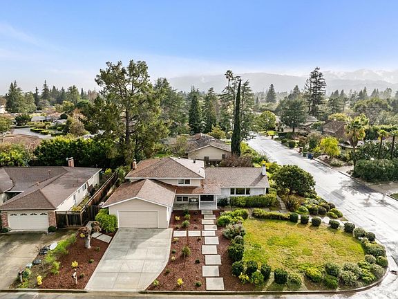 2nd image of 12044 Saraglen Ct