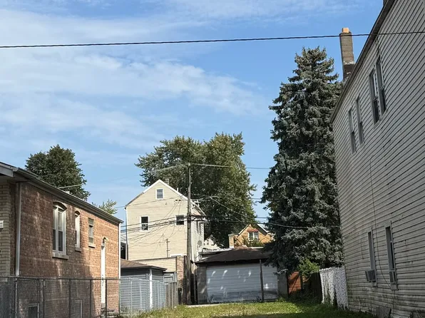 4749 S Loomis Blvd, Chicago, IL 60609