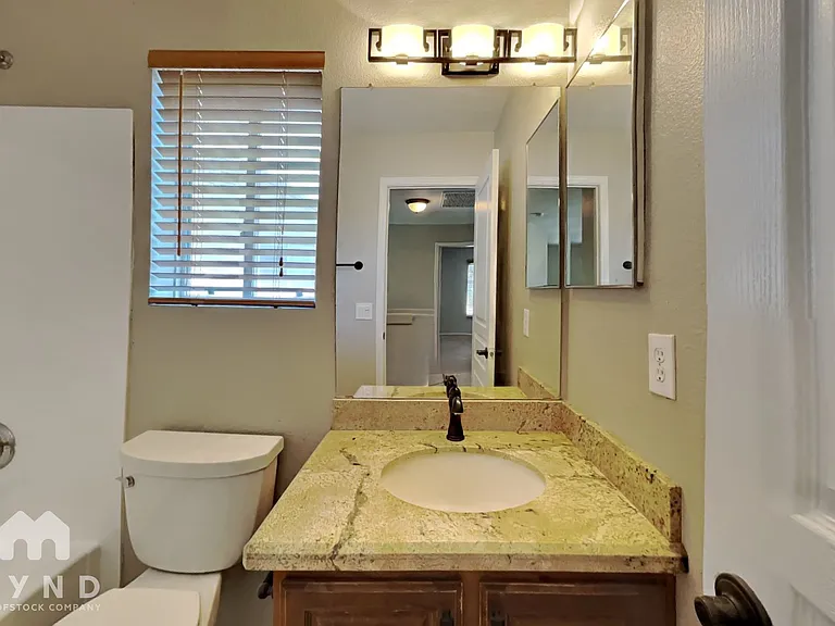 15550 N Frank Lloyd Wright Blvd #1098 — Photo 16