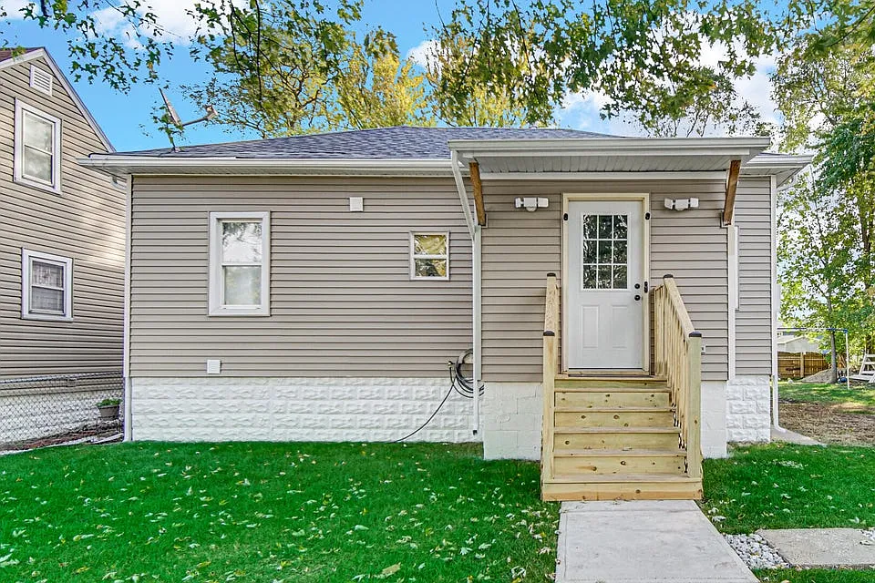 3 bed, 1174 sqft, $1,500 — Photo 1