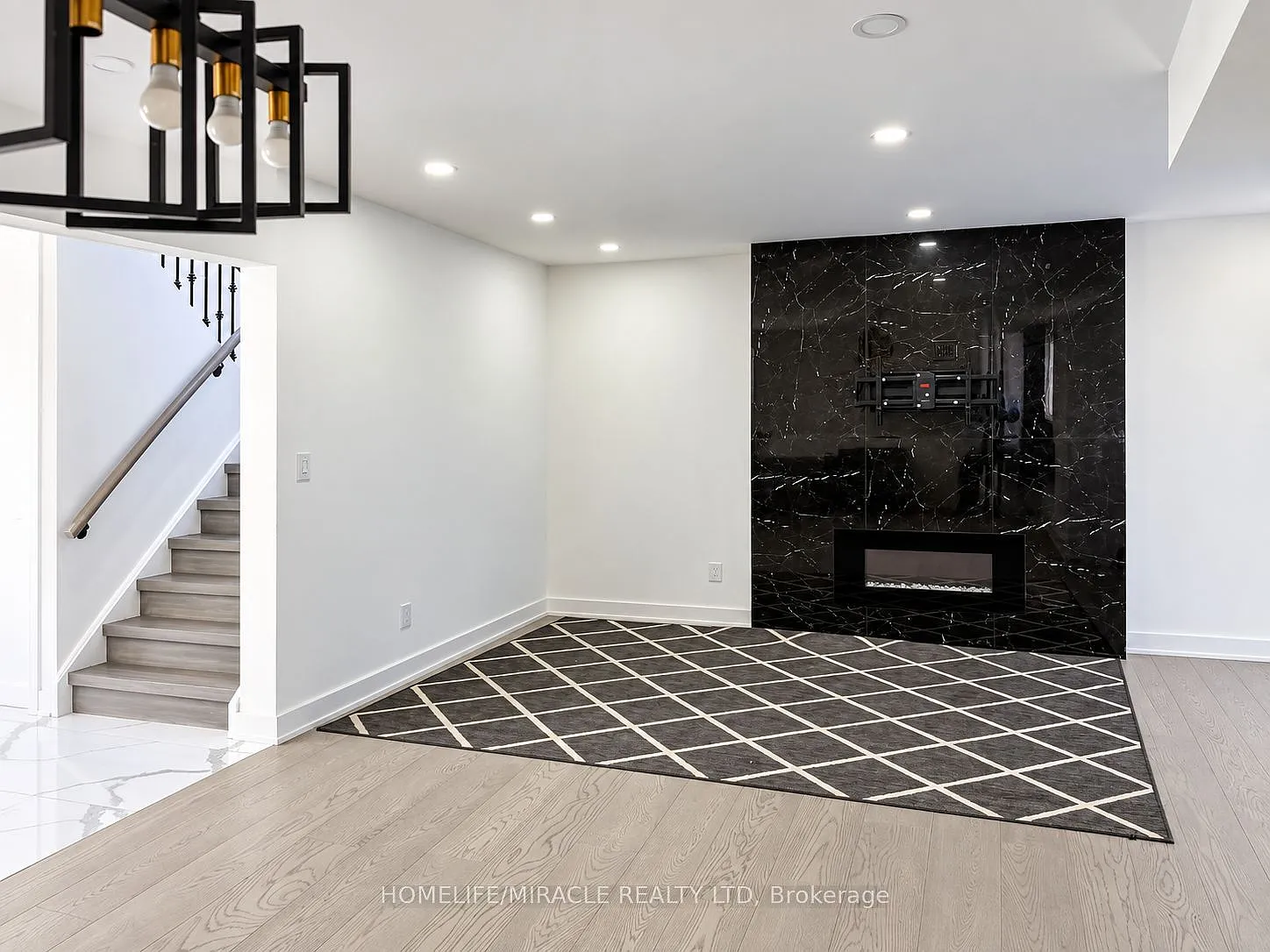 4 bed, $3,250 — Photo 3