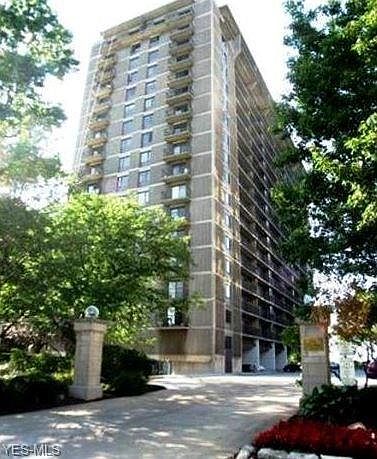 1st image of 12500 Edgewater Dr APT 1208