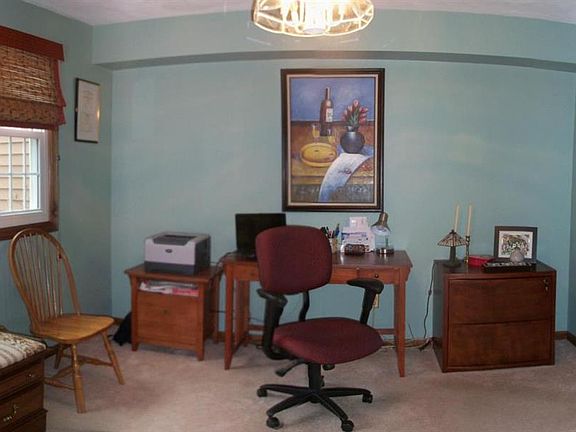 5th image of 201 Sherwood Forest Ln