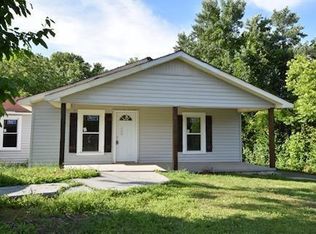 106 Champion Rd, Rossville, GA 30741