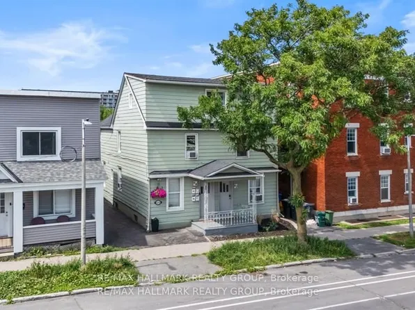 64 Cobourg St #2, Ottawa, ON K1N 8G8