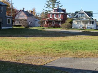 391 Main St, Jackman, ME 04945