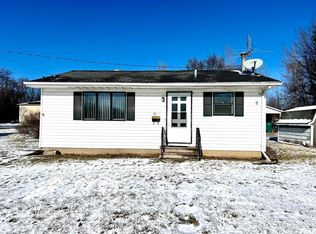 1665 W Ferris St, Galesburg, IL 61401