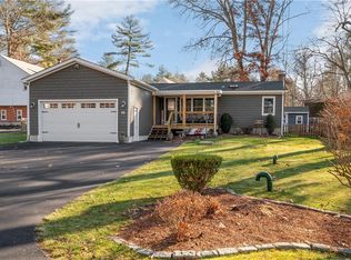 6 Lake View Cir, Glocester, RI 02814
