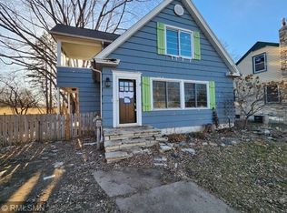 118 S Elm St, Chaska, MN 55318