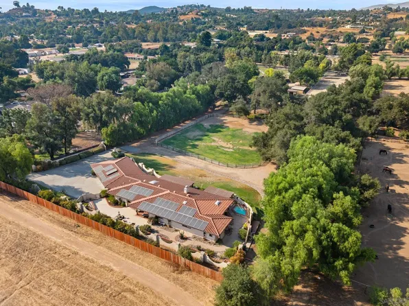 13970 Misty Oak Rd, Valley Center, CA 92082
