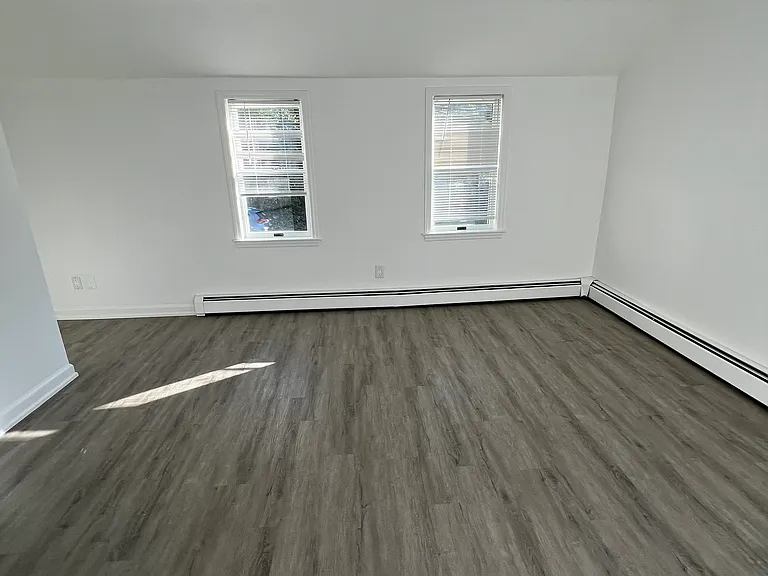 1522 E Main St #A — Photo 17
