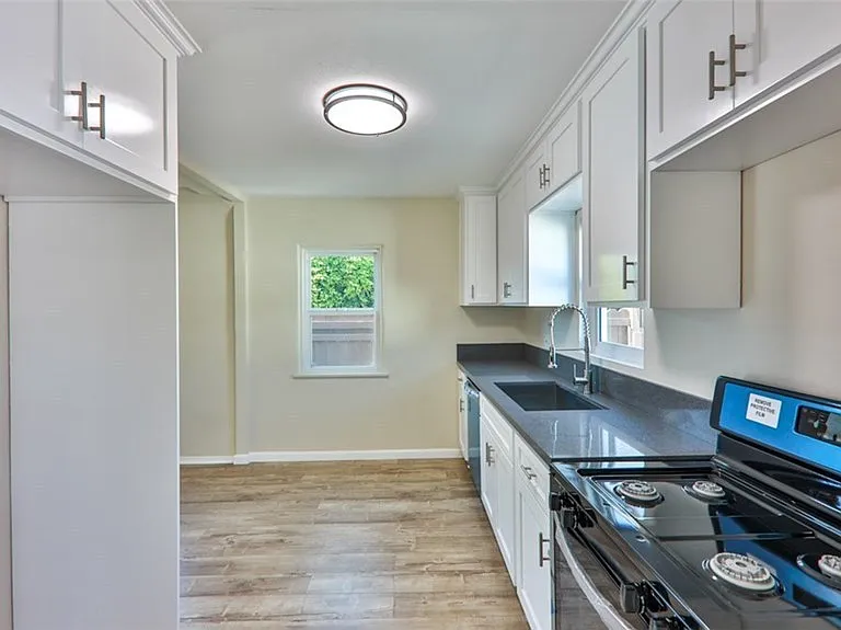 5828 Lime Ave #1 — Photo 22