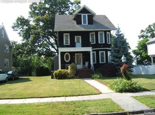 176 Carmita Ave, Rutherford, NJ 07070