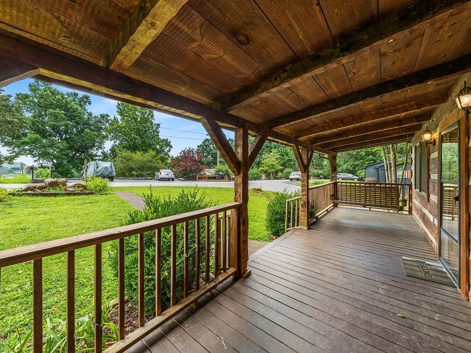 3 bed, 1680 sqft, $1,850 — Photo 3