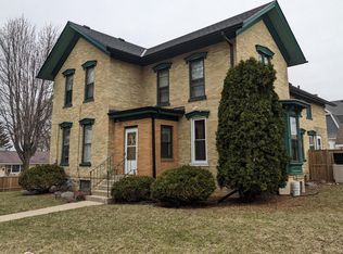 504 Clyman St, Watertown, WI 53094