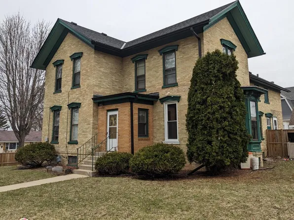 504 Clyman STREET, Watertown, WI 53094