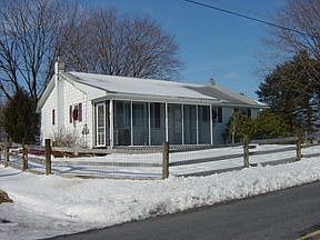 2nd image of 204 Jen Air Rd